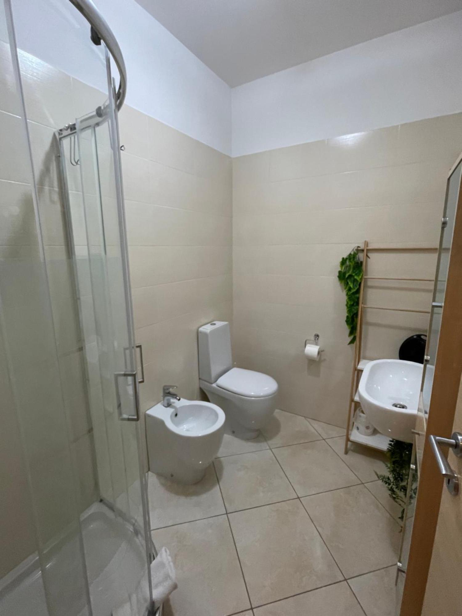 Camere Aeroporto Cagliari Elmas Ngoại thất bức ảnh